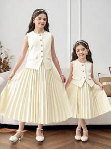 SHEIN Ensemble de 2 pièces comprenant un débardeur et une jupe plissée mini pour fille pré-adolescente allant à l'école