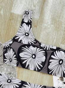 Slaydiva New Random Print Elegant High Waist Separate Bikini Set, Modest One Shoulder Style - Multicolor - View 4