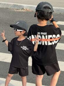 SHEIN 2pcs Boys Casual Versatile Back-Print Graphic Tee & Shorts Set - Black - View 1