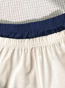 4pcs Young Boys' Two Pieces Casual Contrasting T-Shirt And Work-Contrasting Sports Knitted Shorts Set. Buy One, Get One Free And Get Two Sets. Children's Clothing. Suitable For Home Vacation, Party, School, Vacation And Sports. Suitable For Spring And Summer.