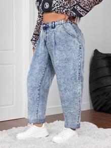 SHEIN EZwear EZwear Plus Size Black Tapered Capri Relaxed Fit Jeans Women High Waist Plicated Detail Roll Hem Pants S Casual Commuter Pants - Light Wash - View 5