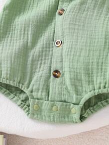 SHEIN Playful Pals 2pcs Baby Boys Summer Green Soft Cotton Dinosaur Bodysuit Dinosaur Hat Set, Cute Style