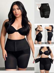 SHEIN Privé Plus Size Women Front Button Mesh Patchwork Short Leggings - Black - View 1