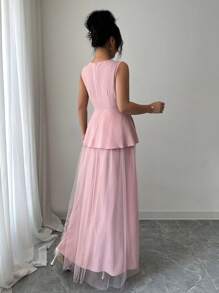 Elenzga Damski festiwalowy top bez rękawów i spódnica z siateczki 2-częściowy zestaw, różowy materiał teksturowany, okrągły dekolt, ściągacz w talii, elegancki strój na lato - Różowy - Zobacz 2