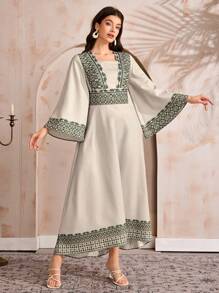 Al Najma 女士土耳其长裙和阿拉伯传统长裙，朴素的卡夫坦