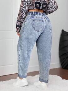 SHEIN EZwear EZwear Plus Size Black Tapered Capri Relaxed Fit Jeans Women High Waist Plicated Detail Roll Hem Pants S Casual Commuter Pants - Light Wash - View 2