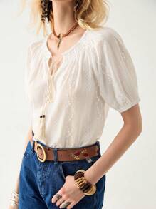 Florisole Chemise à col cordonnet, ajourée, avec broderie