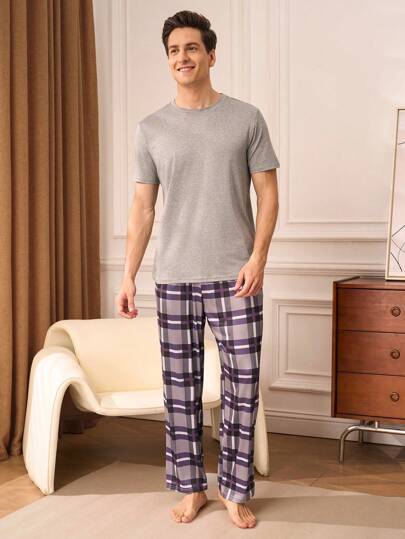 Manfinity Underwear&Sleepwear Basics Ensemble de pyjama pour hommes avec Top à col ras-du-cou unicolore à manches courtes et short à carreaux