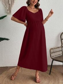 SHEIN فستان طويل للأمهات عرض الرقبة بتصميم الكشكشة عند الأكمام و الخصر مربوط، مناسب للمناسبات الصيفية