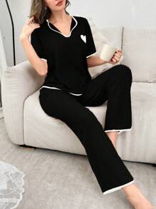 1套女士休闲心形印花睡衣套装