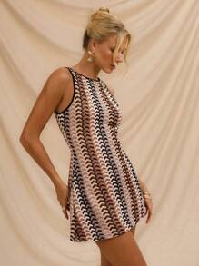 SHEIN Forever 21 Vestido casual de manga corta con cuello redondo y estampado integral para mujer, ideal para vacaciones