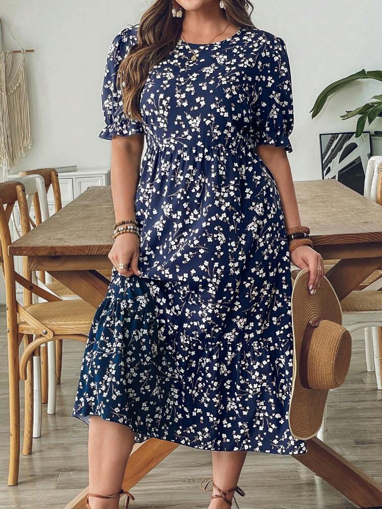 SHEIN VCAY Plus Size Summer Casual Holiday All-Over Print Round Neck Short Sleeve Ruffle Hem Dress,Sun Dresses For Women - Blue and White - View 4