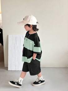 SHEIN 2pcs Young Boys Fashion Casual Versatile Comfortable Boys 2-Piece Set: Contrast Color Patchwork Crew Neck T-Shirt And Loose Cargo Shorts, Suitable For Spring/Summer, Daily Wear, Sports, Outings, School, Parties, Festivals, Photoshoots