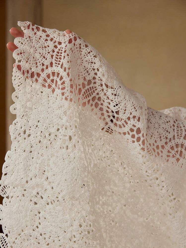 GUIPURE LACE APPLIQUES BLOUSE