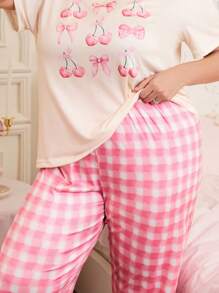 SweetSlumber Conjunto de ropa de dormir de talla grande con estampado de cerezas, lazos y cuadros, en estilo dulce