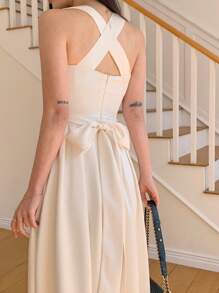 DAZY 女式无袖 V 领高腰中长 A 字连衣裙 - 白色 - 查看 6