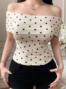 Joudiya 女士波尔卡圆点印花修身露肩紧身衬衫 T 恤 - 杏色 - 查看 4