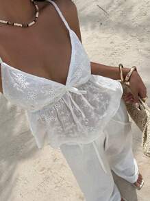 Sunnyshic 刺绣碎花领面料露背荷叶边下摆蝴蝶结前短款吊带背心，休闲时尚简约日常百搭夏季女装风格