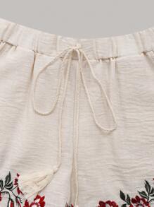 Sweetra 女士度假风格刺绣花卉腰带休闲短裤 - 杏色 - 查看 5