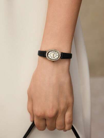 MOTF PREMIUM 椭圆形水钻装饰小金表