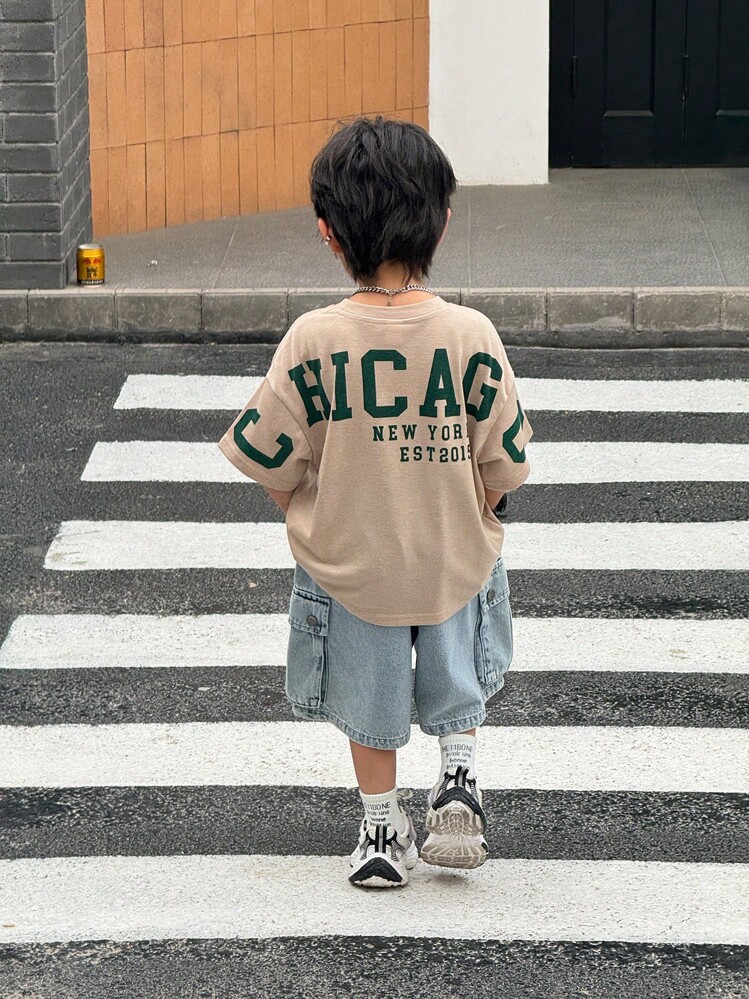 SHEIN 1 Piece Young Boy Casual Sports College Street Cute Vacation Loose Japanese And Korean Style Round Neck T-Shirt With Letters On The Back Suitable For Back To School Suitable For Birthday Parties, Evening Parties, Performances, Weddings, Baptisms, Opening Ceremonies Daily Suitable For Daily Use Suitable For School Suitable For Travel Suitable For Sports Suitable For Spring And Summer Seasons - Khaki - View 5