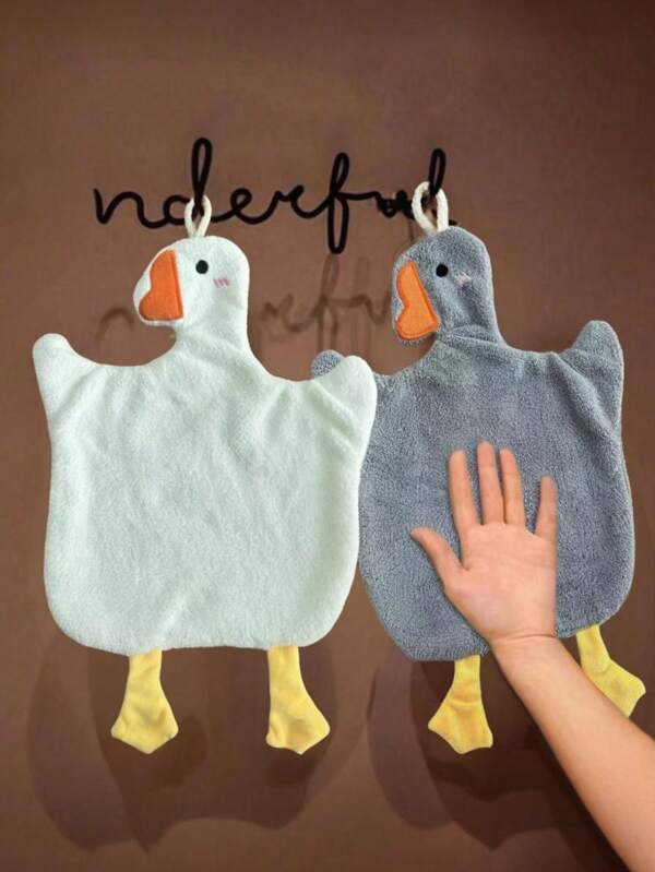 SHEIN 1pc Cute Coral Fleece Hand Towel, Color Random Bathroom Decor Summer