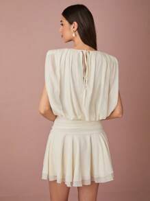 Enchnt 春夏浪漫女士白色荷叶边下摆无袖迷你连衣裙，甜美优雅，适合度假、约会、节日、派对、毕业典礼和婚礼宾客，女士夏装，女士太阳裙，夏装 - 杏色 - 查看 7