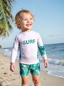 2 件幼儿男童热带主题印花短袖衬衫和短裤套装 - 适合度假和泳池派对 - 白色 - 查看 4