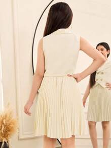 SHEIN Conjunto de 2 piezas para niñas preadolescentes con chaleco corto abotonado informal elegante de moda de calle y falda plisada - Beis - Ver 2