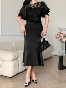 DAZY Women Floral Contrast Mesh Crew Neck Short Sleeve Fishtail Hem Dress, Elegant