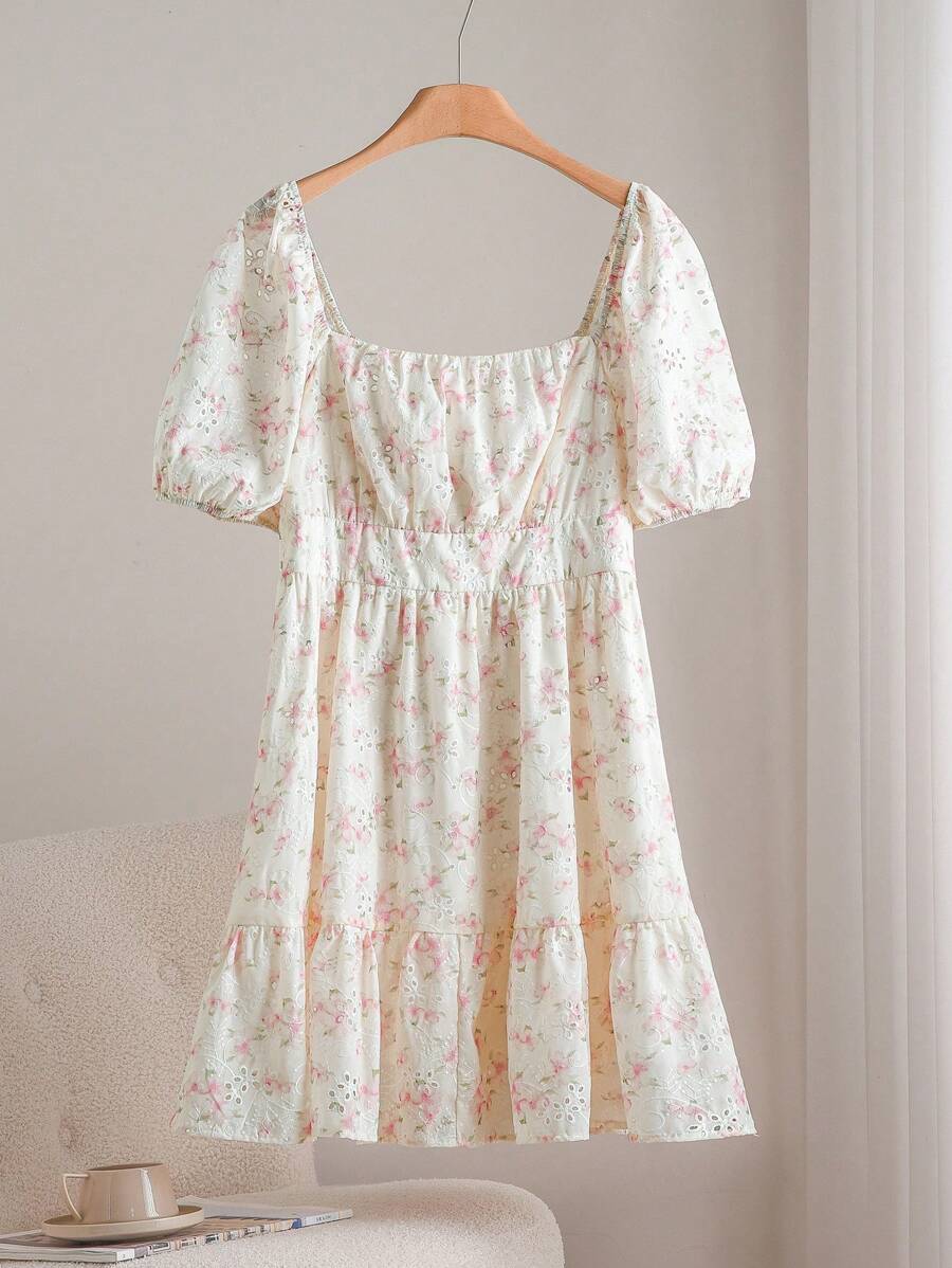 SHEIN Frenchy 大码短袖方领简约时尚连衣裙，适合夏季 - 彩色 - 查看 1