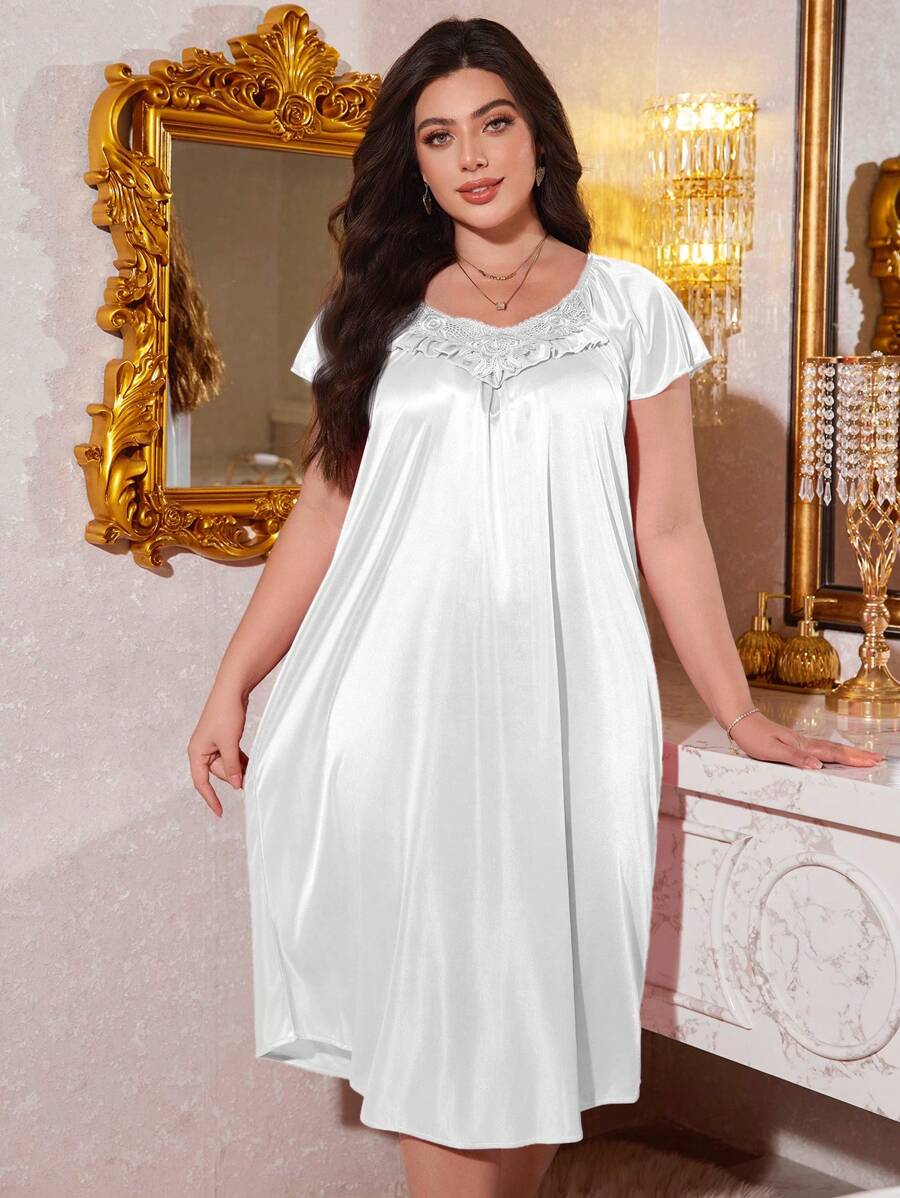 MuseNap CURVE Váy ngủ cổ bèo nhún viền ren rộng rãi cỡ lớn - trắng - Xem 1