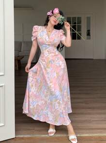 Modelyn 女式修身迷你连衣裙，交叉领、珍珠纽扣和泡泡袖 - 粉色 - 查看 5