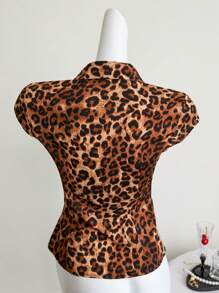 SHEIN Unity Leopard Print Short Sleeve Shirt, Fitted Design, Waist Cinching, Slimming, Chic European Style, Spring Summer - Brown - View 2