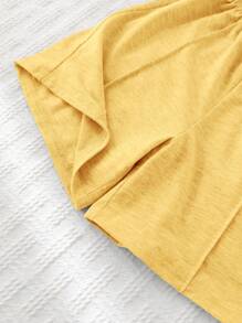 SHEIN 2pcs/Set Youth Boys & Girls Casual Sports Cute Letter Graphic T-Shirt & Shorts Set, Comfortable All-Match Versatile Outfit For School, Outings, Fall Season