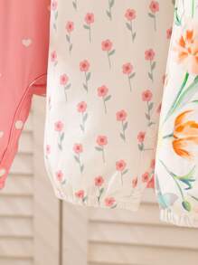SHEIN Playful Pals 3件組女嬰象牙粉&白色甜美花卉印花短袖連身褲 夏季可愛休閒極簡主義吊帶褲 適合單身派對度假&外出 - 彩色 - 查看 6