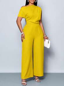SOLERSUN 大码女装四季女装通勤优雅日常旅行休闲简约纯色露肩不对称领口肩部褶皱短袖阔腿连体裤 - 黃色 - 查看 5