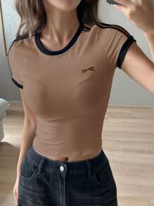 DAZY Women's Fitted Contrast Color Bow Print Short Sleeve T-Shirt Preppy Tops - Camel - View 4
