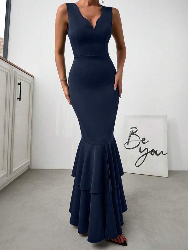 SHEIN Elegante vestido negro de cola de sirena estilo maxi