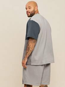 EASEVO Men's Plus Size Casual Knit T-Shirt And Shorts Set Summer Outfit - Grey - View 2