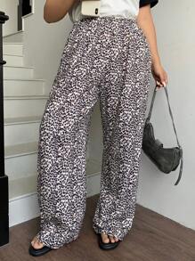 Dazy Plus Elastic Waist Loose Straight Leg Leopard Print Casual Pants, Spring/Summer - Black - View 3