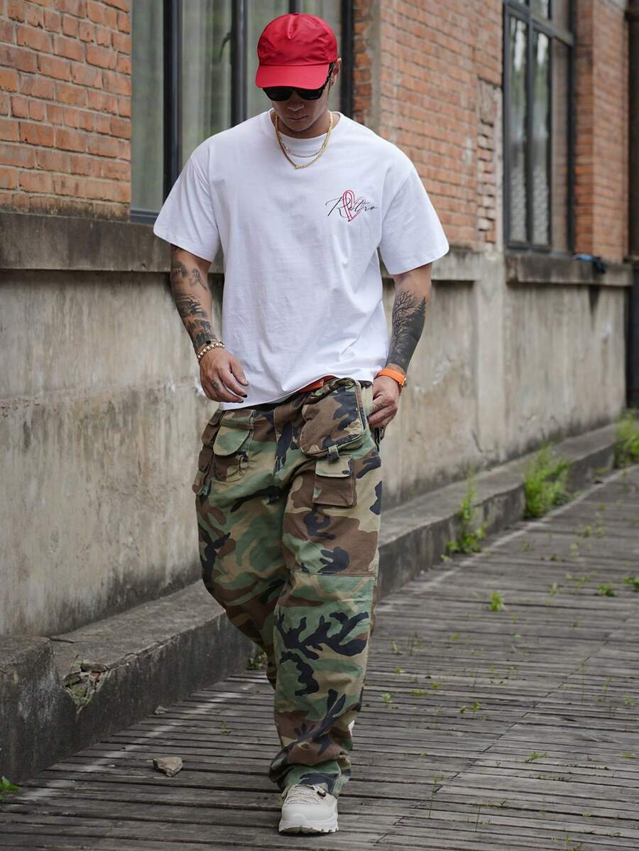 DAZY Men Heart Print Round Neck Short Sleeve Tee - White - View 1