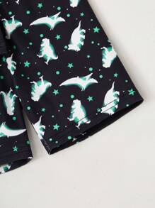 Set de 2 piezas con camiseta de manga corta con estampado de dinosaurio y pantalones cortos casuales y lindos para niño pequeño, pijama de ajuste ceñido