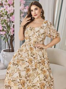Modelyn Plus Size Ditsy Floral Square Neck Short Sleeve Pleated Waist Slim Fit Casual Dress - Multicolor - View 4