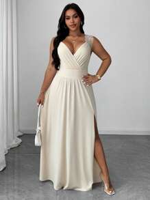 SHEIN Clasi Váy kaki chữ A xẻ tà cổ chữ V thanh lịch, viền ren, không tay, xẻ tà dành cho nữ cỡ lớn, thích hợp mặc hàng ngày, dự tiệc, đám cưới, mùa xuân và mùa hè - Màu be - Xem 2