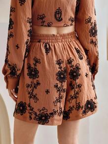 EMERY ROSE Women's Vintage Casual Elastic Waist Embroidered Floral Brown Shorts - Coffee Brown - View 6