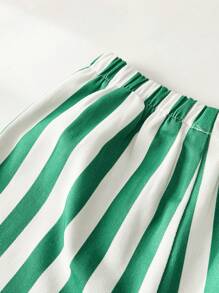 Cozy Pixies Conjunto de 2 piezas de top de manga corta con cuello redondo y pantalones cortos con cintura elástica a rayas para niño bebé, con estampado de oso de dibujos animados