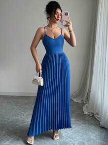Chiquease Fashionable And Elegant Casual Pleated V-Neck Sleeveless Dress - Blue - View 1
