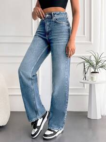 EURMUSE Women's Pocket Straight Relaxed Fit Casual Versatile Jeans - Light Wash - View 3