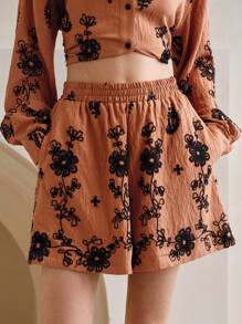 EMERY ROSE Women's Vintage Casual Elastic Waist Embroidered Floral Brown Shorts - Coffee Brown - View 7
